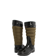 burberry quilted rainboot $ 170 99 $ 350 00 rated